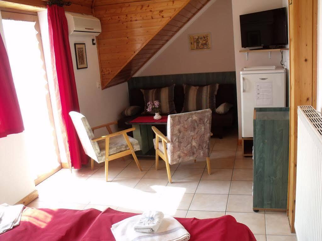 Bed and Breakfast Korona Panzio Balatonfüred Exterior foto
