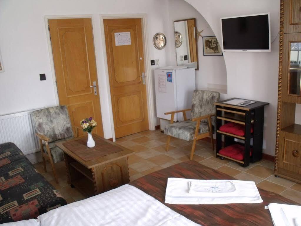 Bed and Breakfast Korona Panzio Balatonfüred Exterior foto