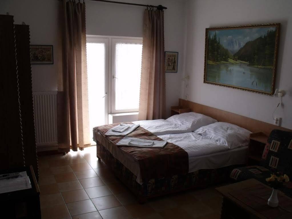 Bed and Breakfast Korona Panzio Balatonfüred Exterior foto